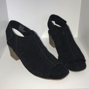 Black Wedges